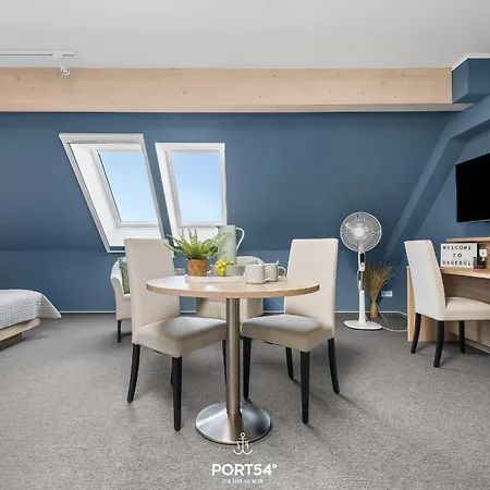 Bude 8 Apartment *